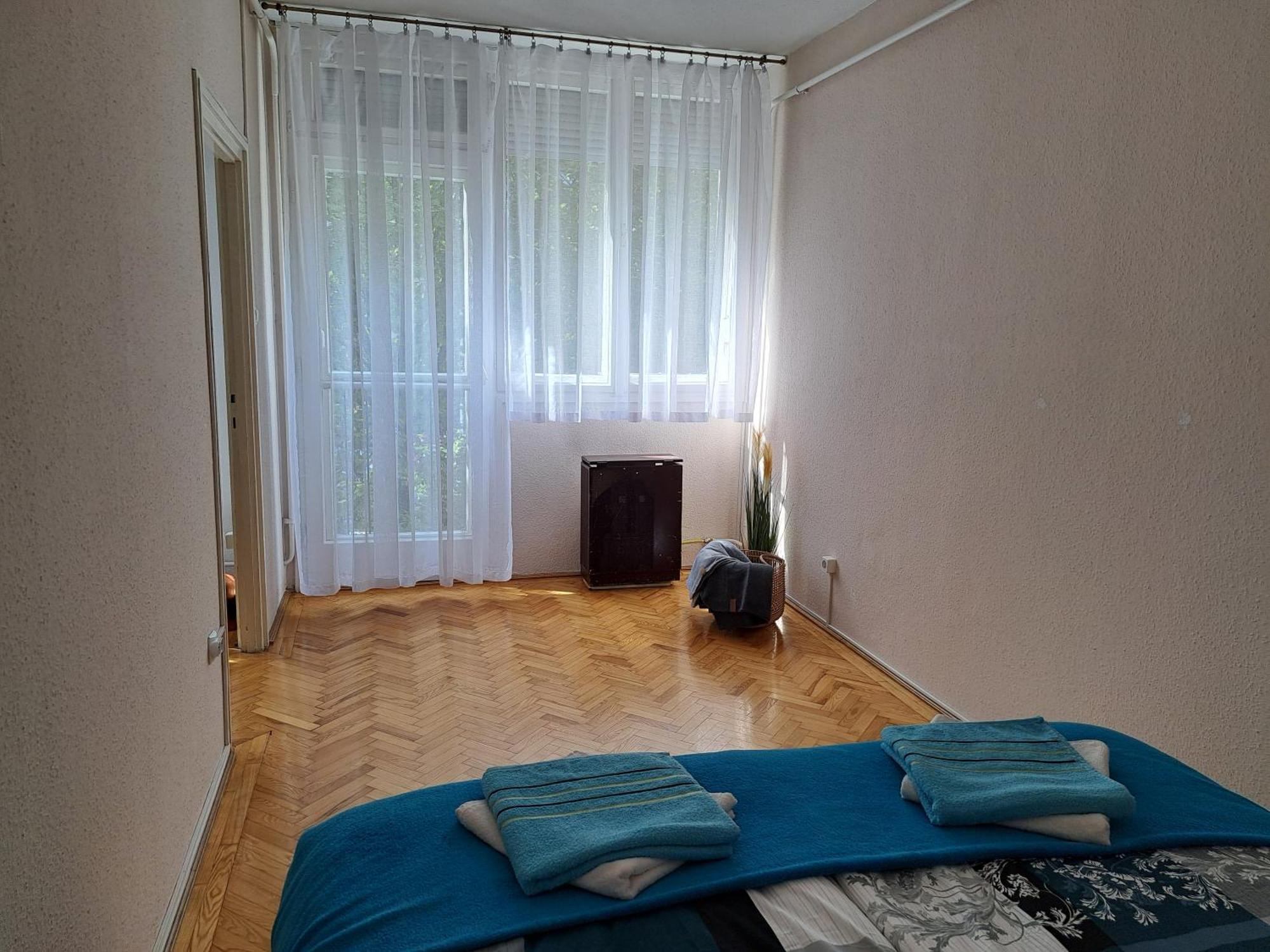 Sophia Buda By The Danube With Ac Apartament